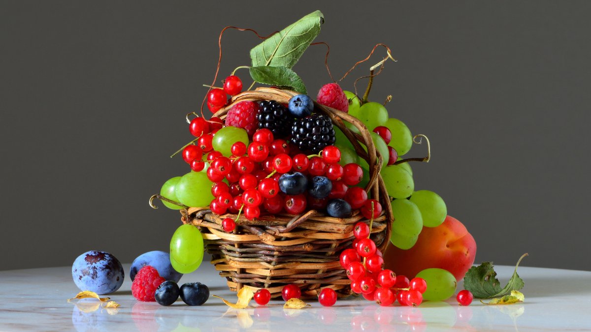 Маленькие рисунки для срисовки фрукты