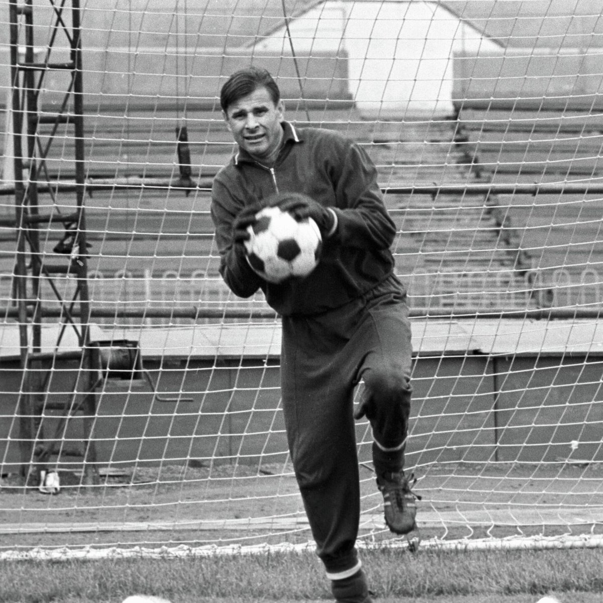 Футбол вратарь Лев Яшин