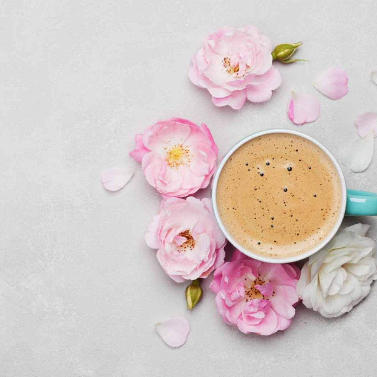 Кофе макаруны утро