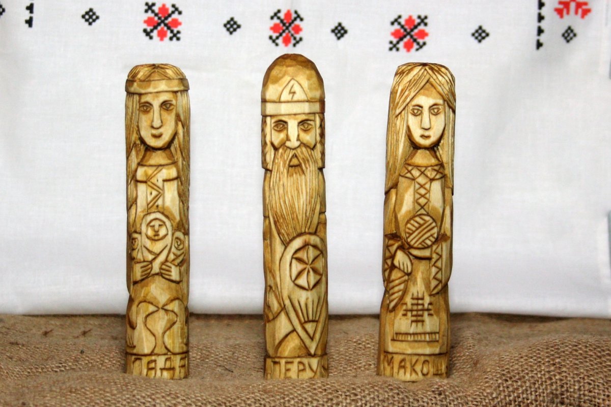 Лада Славянская богиня идол