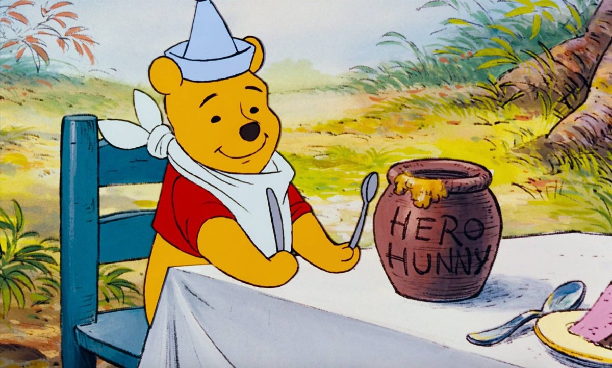 Медведь и пчелки