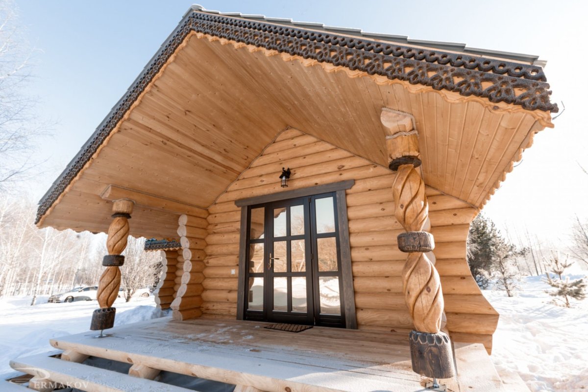 Красивые бани из бревна