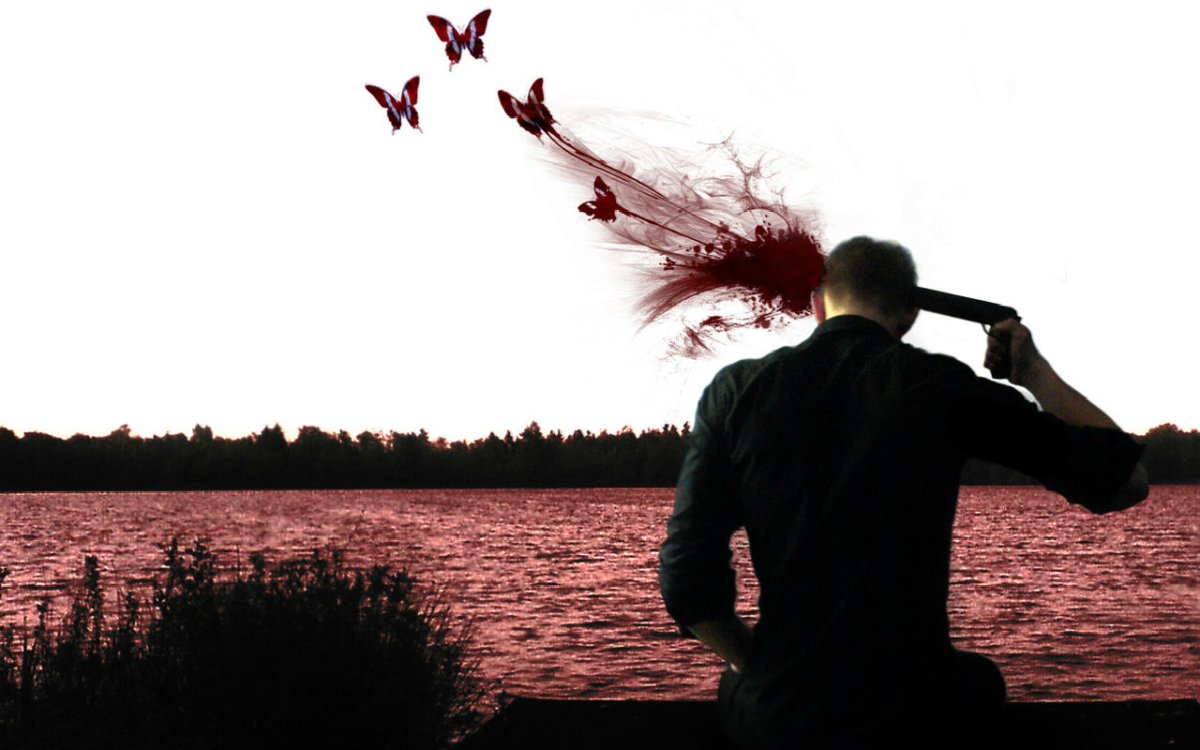 Кот спит на девушке Мем