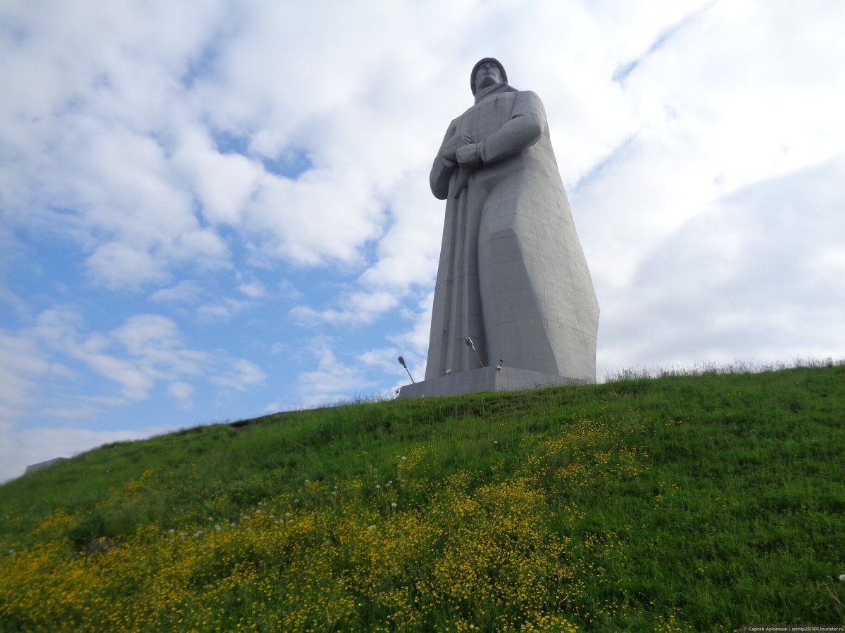 Мурманск город герой