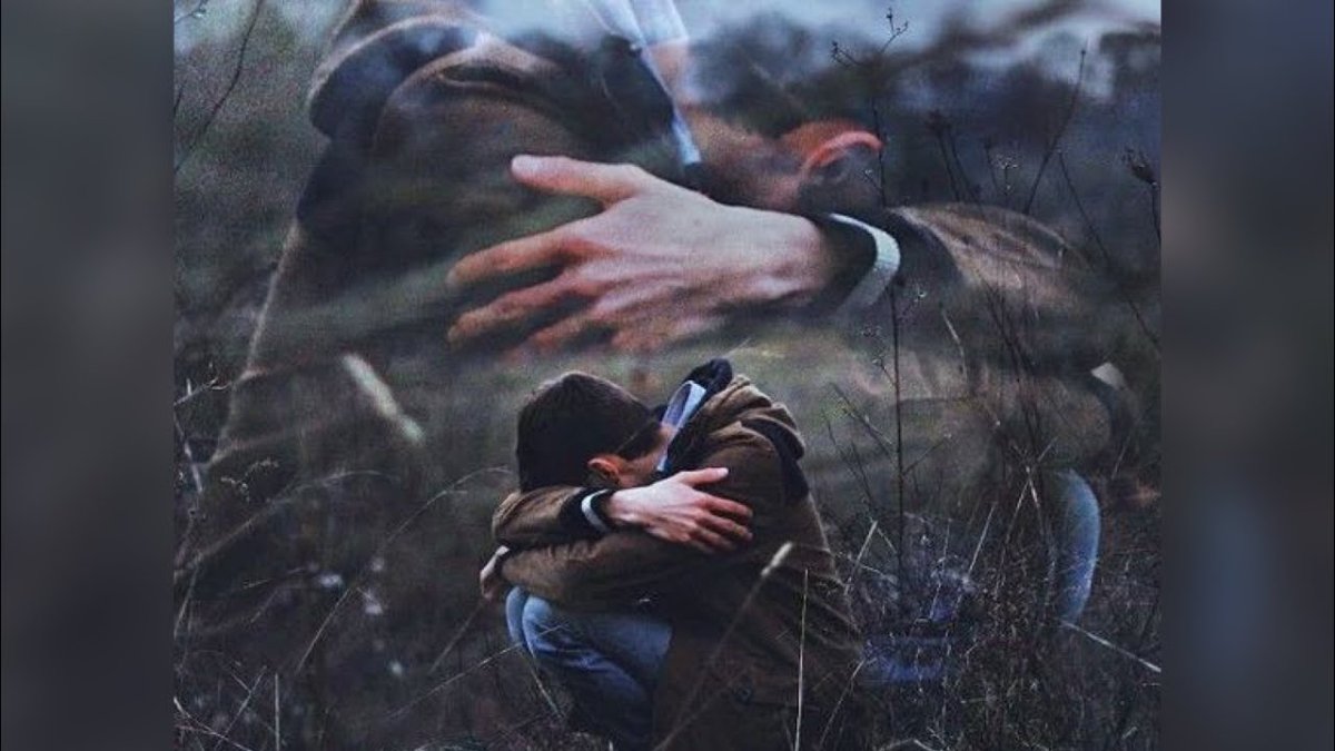 Фотокарточки на веревке