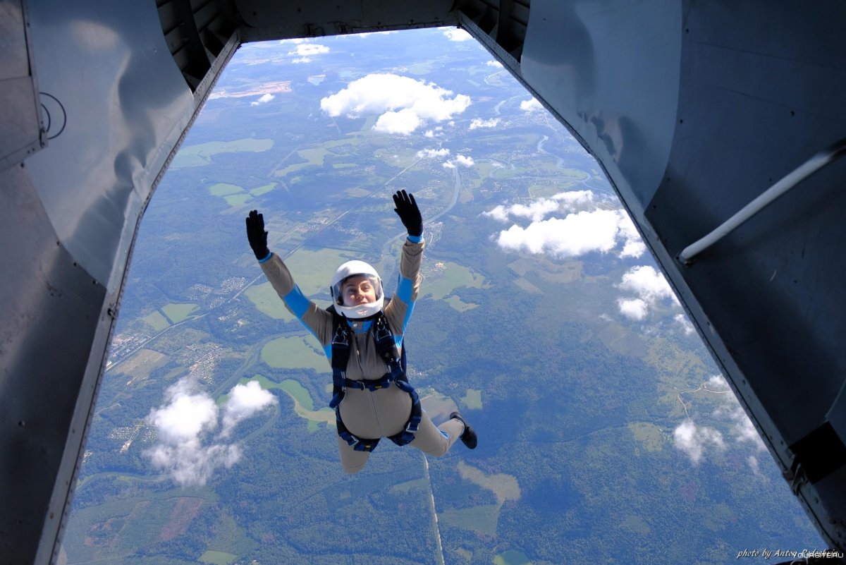 Бурдж Халифа прыжок с парашютом