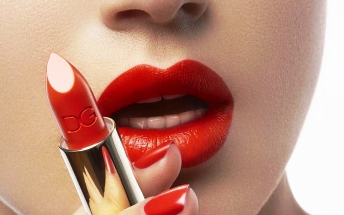 Бумажная косметика помада