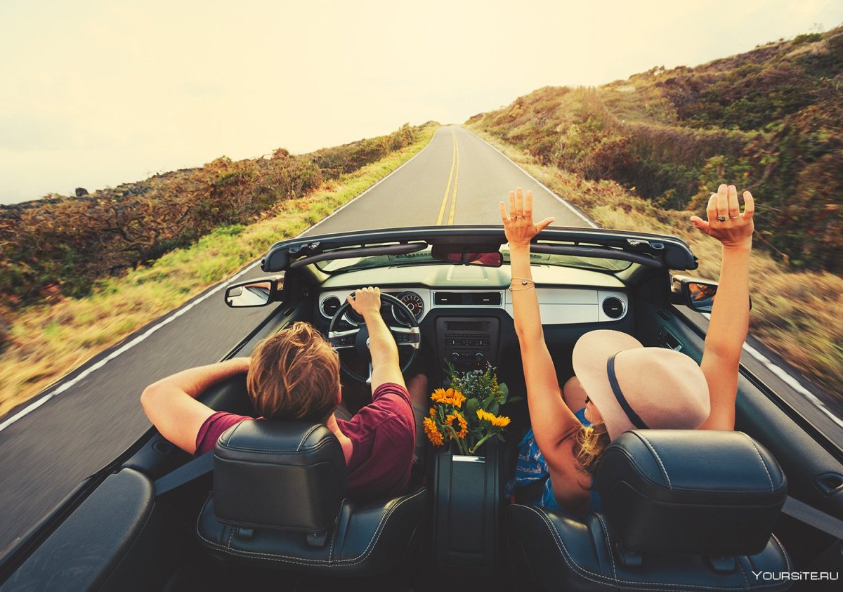 Приснилось что еду на белом кабриолете