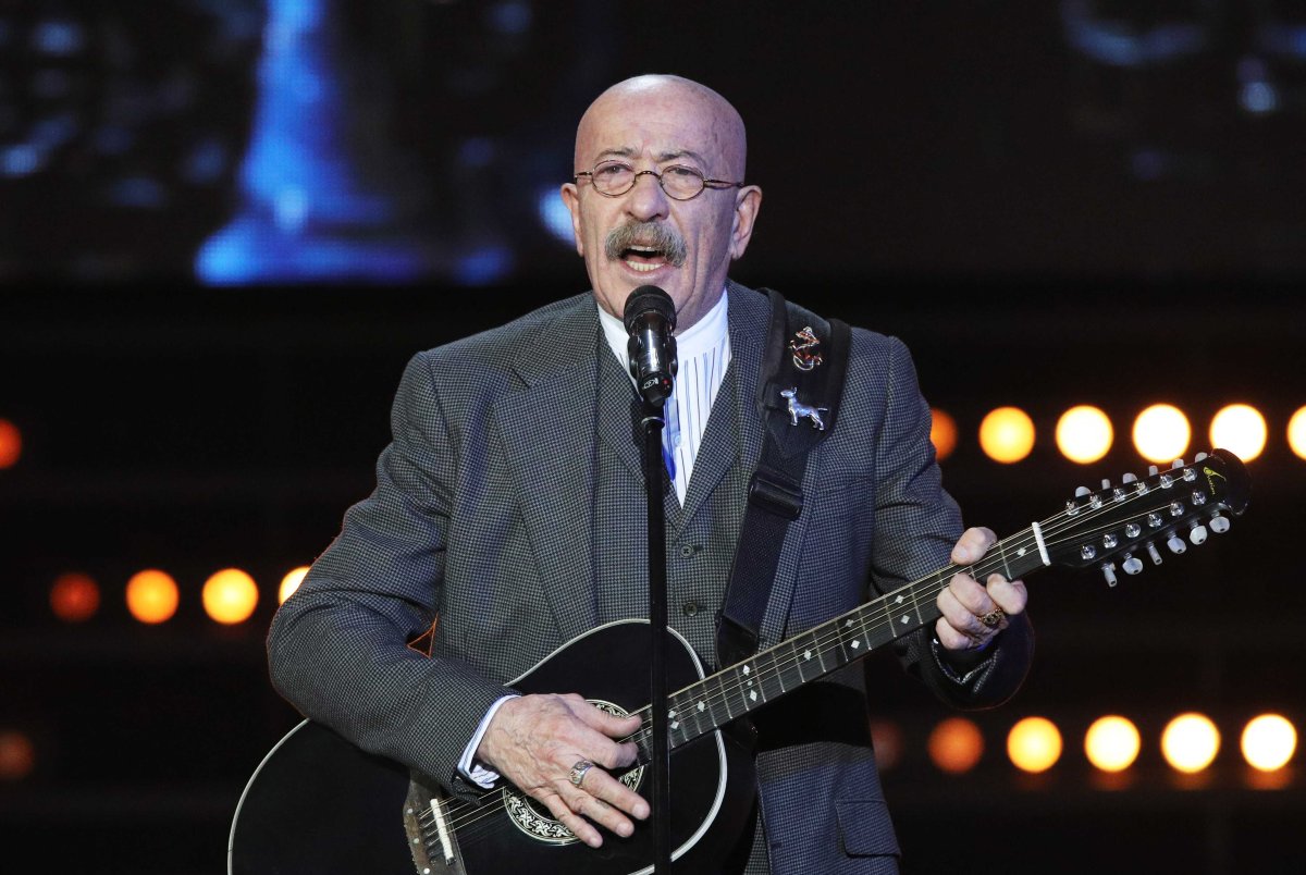 Александр Яковлевич Розенбаум