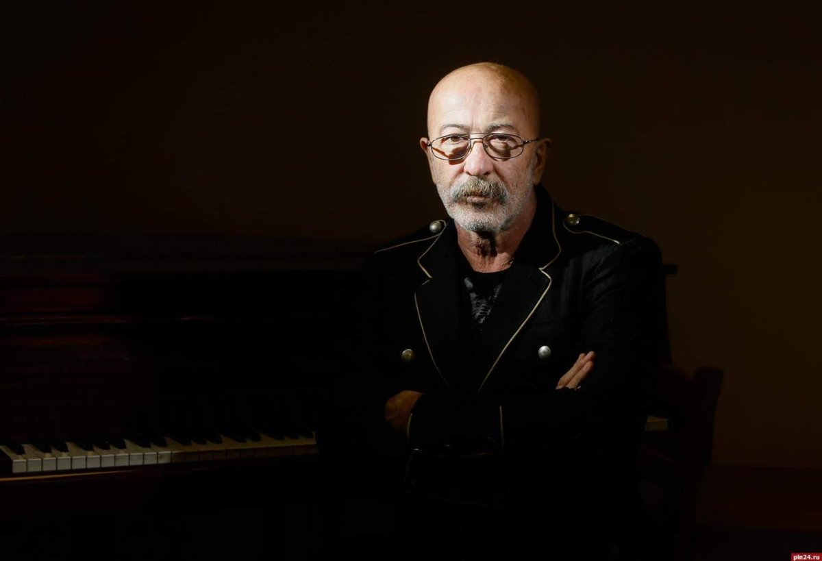 Певец Александр Варцава Украина