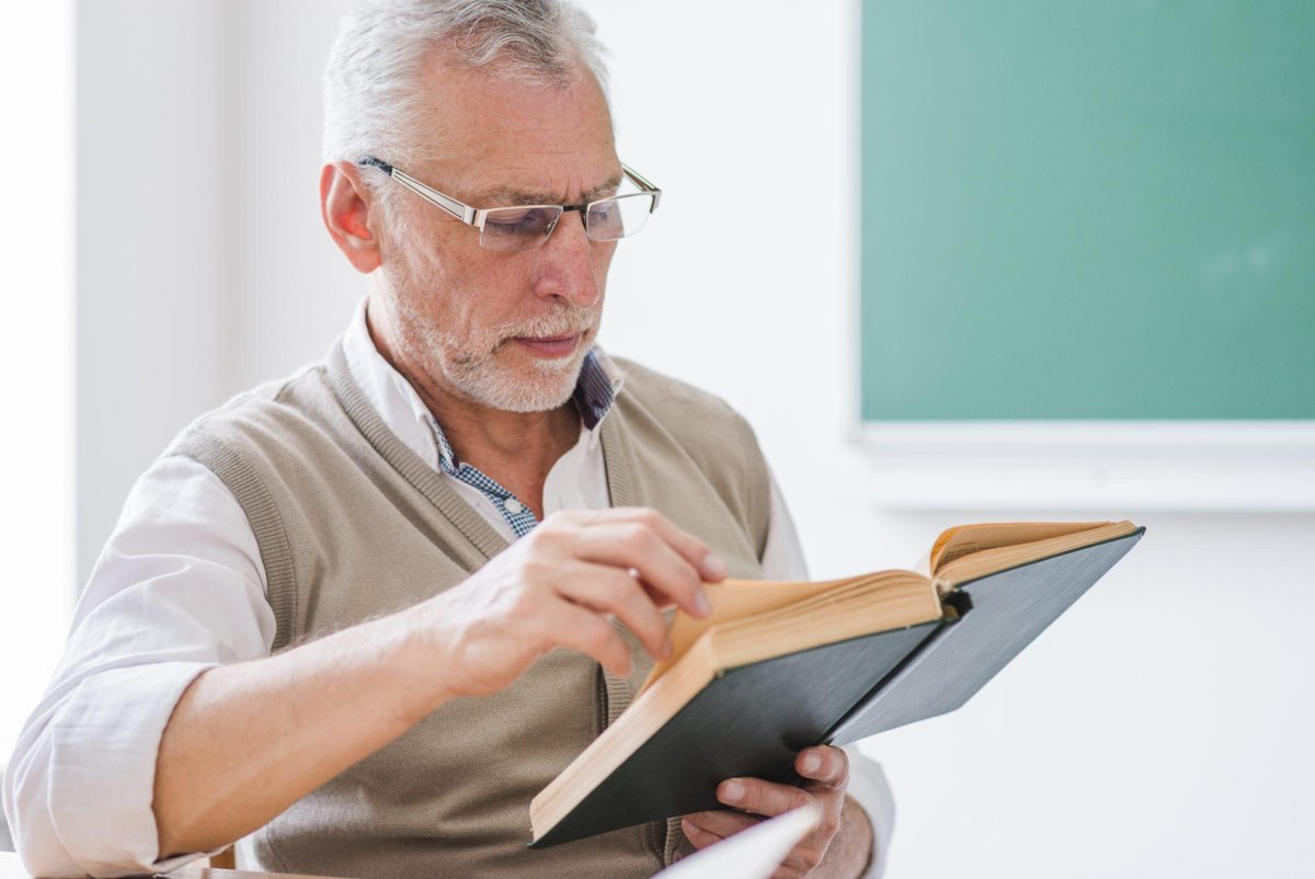 Старый учитель