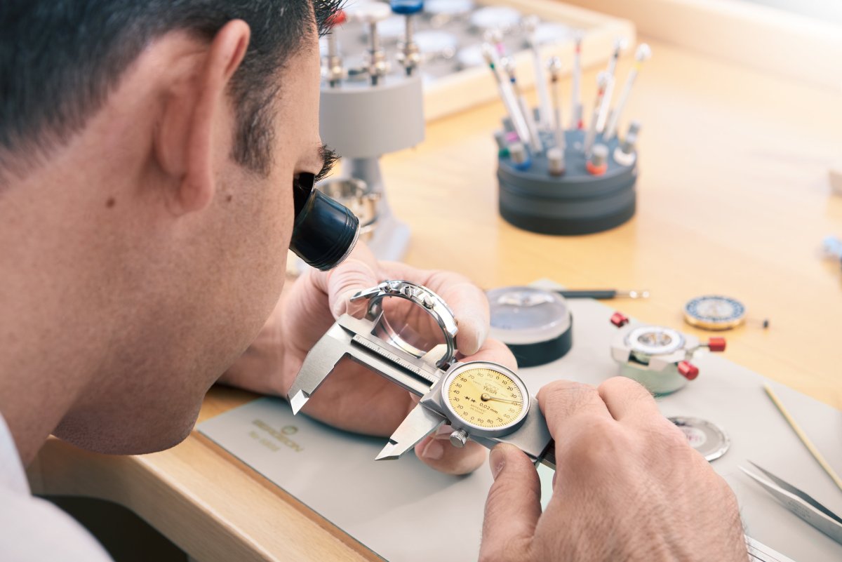 Часы и Часовщик