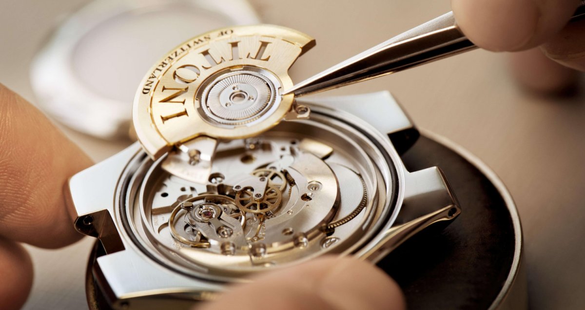 Сломался механический подзавод часов