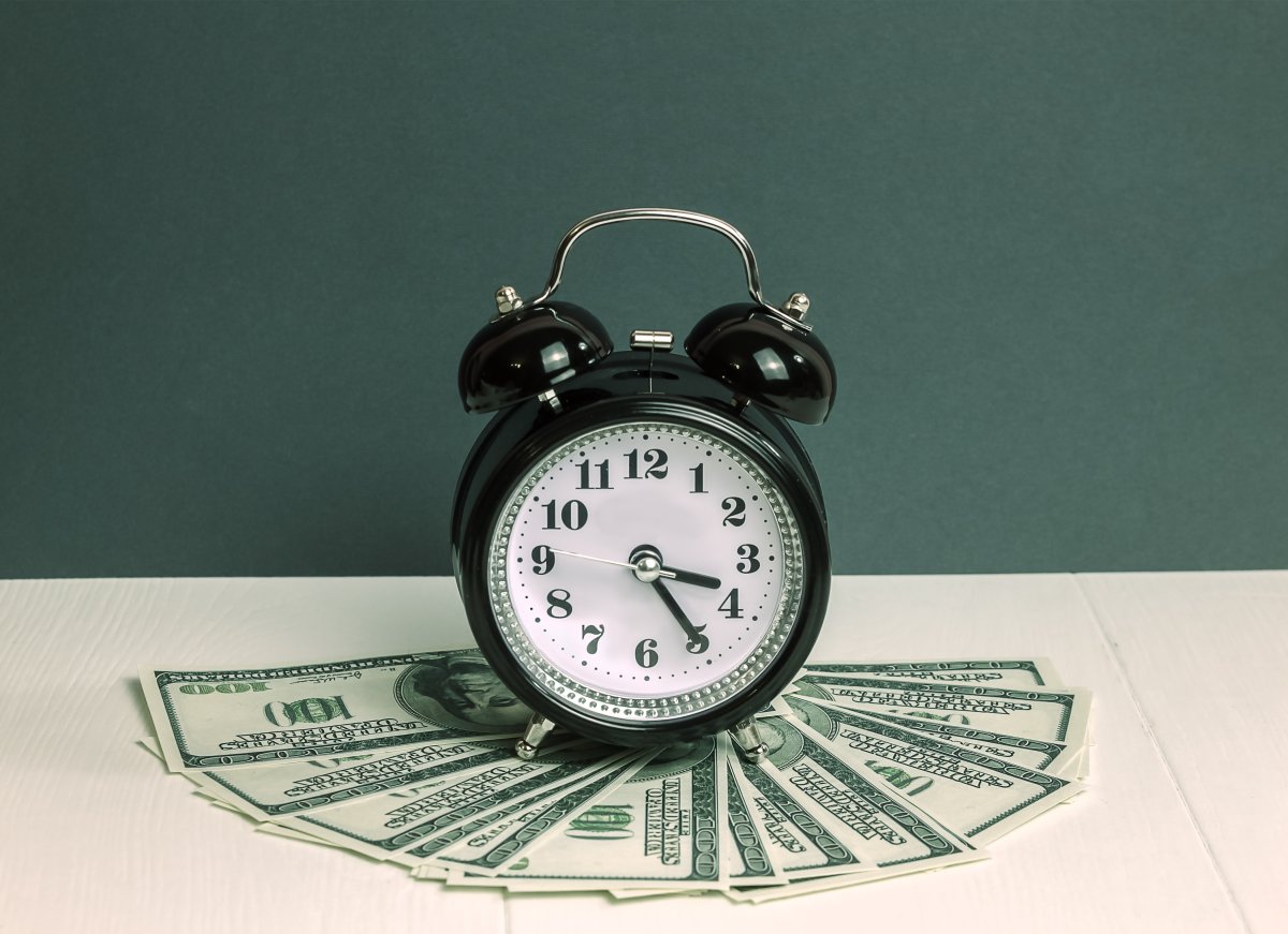 Денежные часы