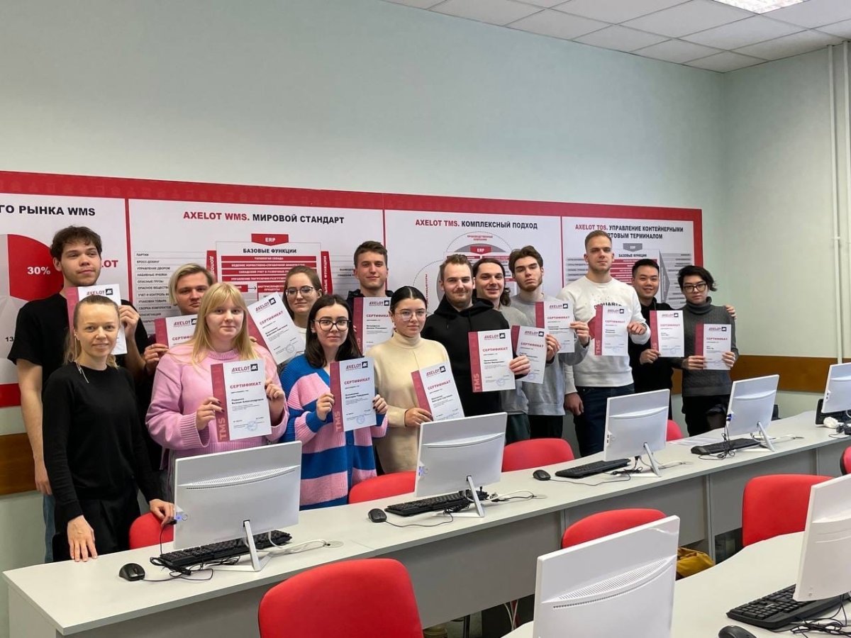 Аквариумный дракон аксолотль