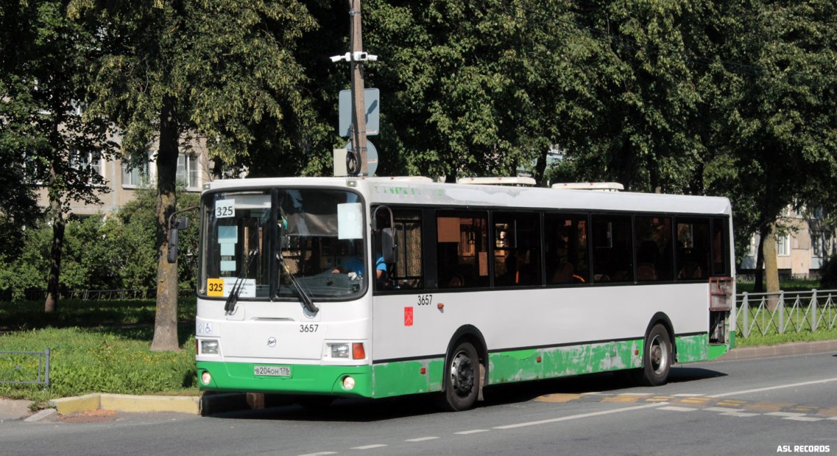 ЛИАЗ 677 санитарный