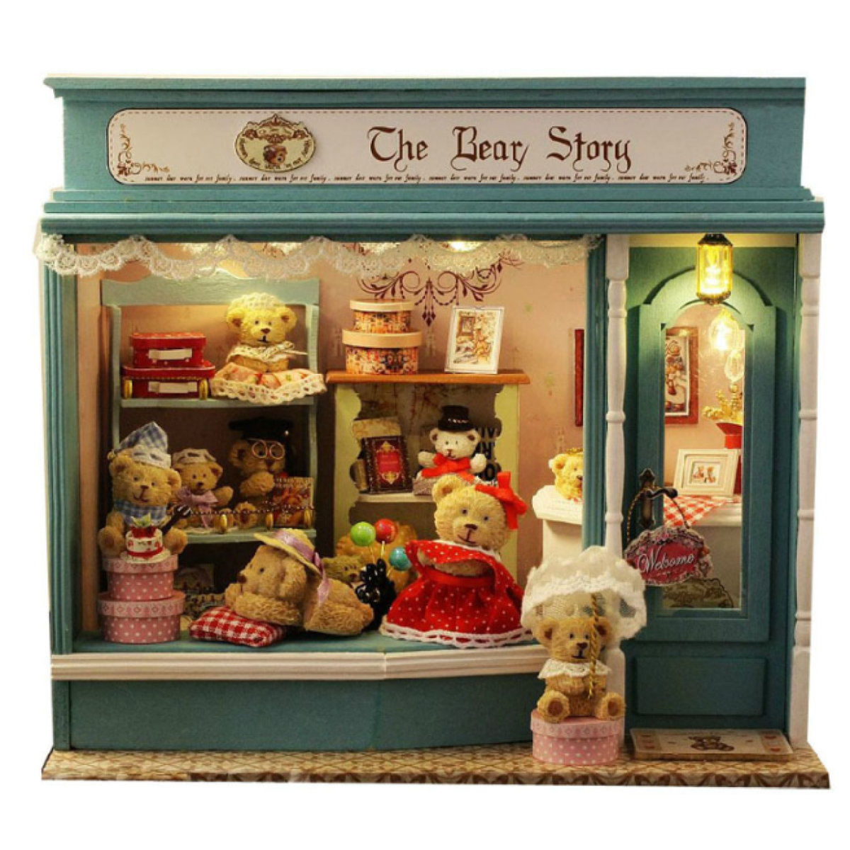 Витрина с игрушками