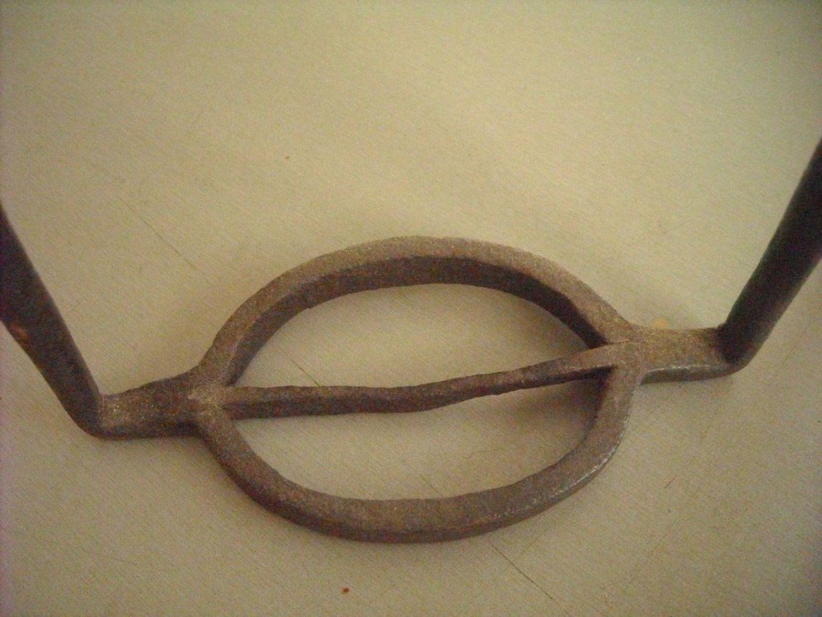 Стремена для лошади