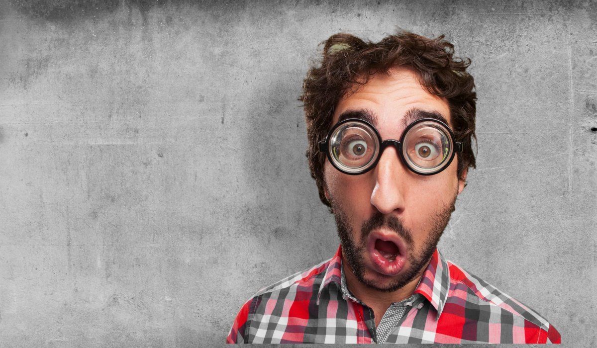 Любопытная девочка