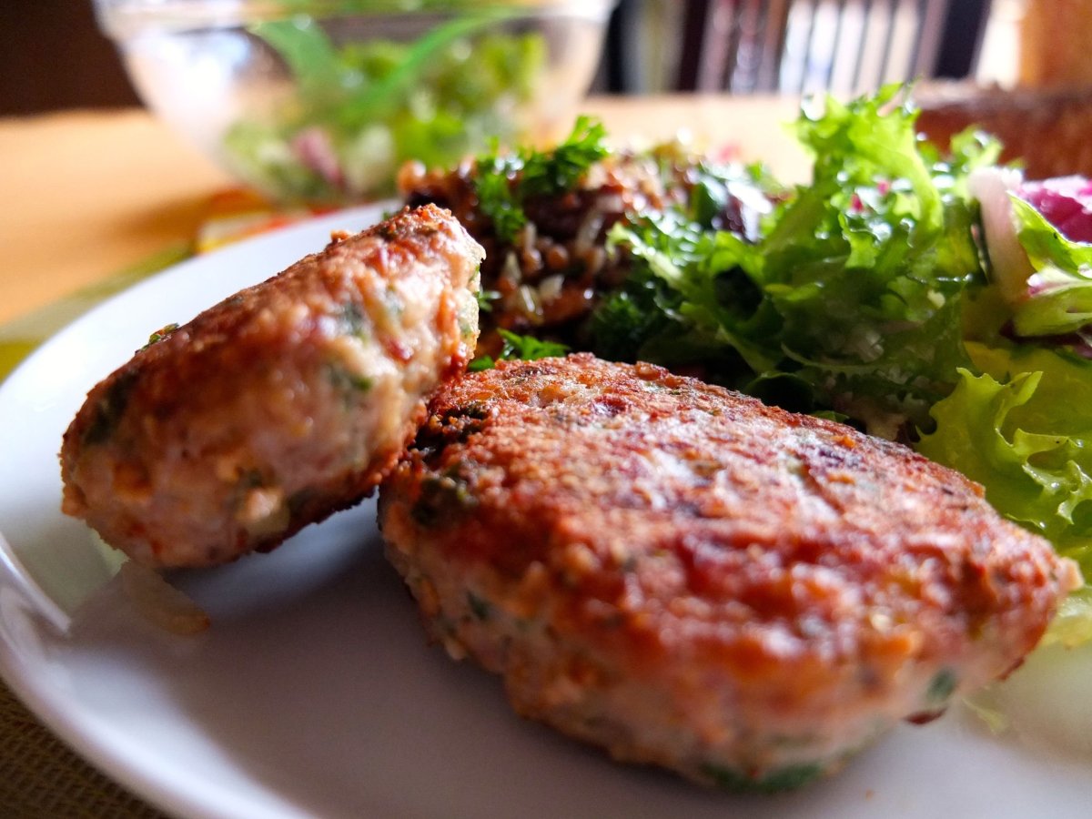 Пюре с котлетой