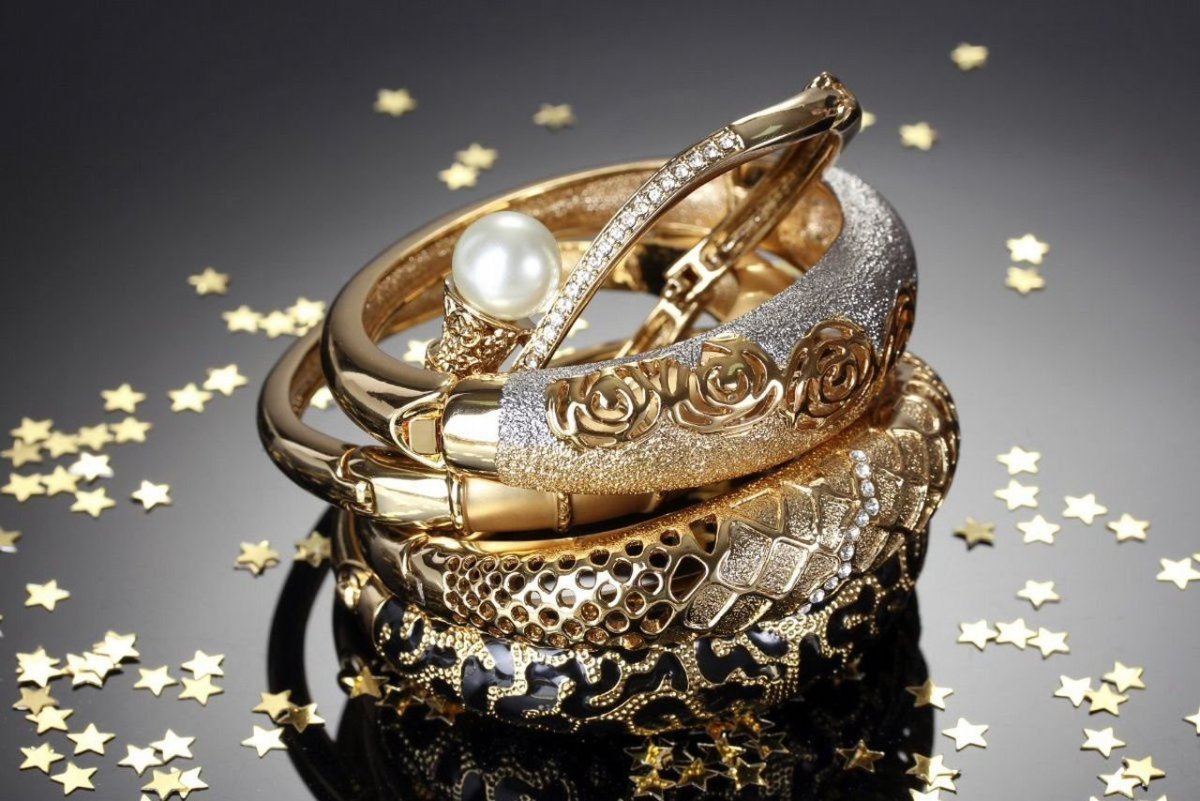 Драгоценности золото серебро