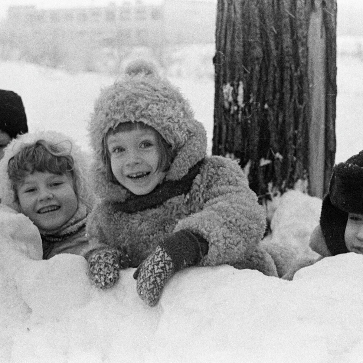 Детство зимой