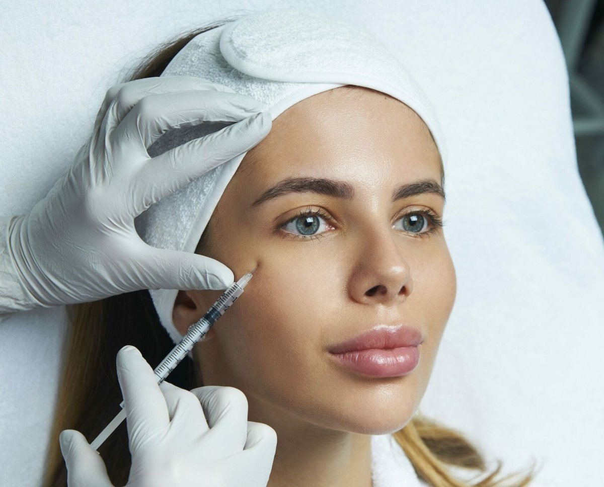 Стильный косметолог