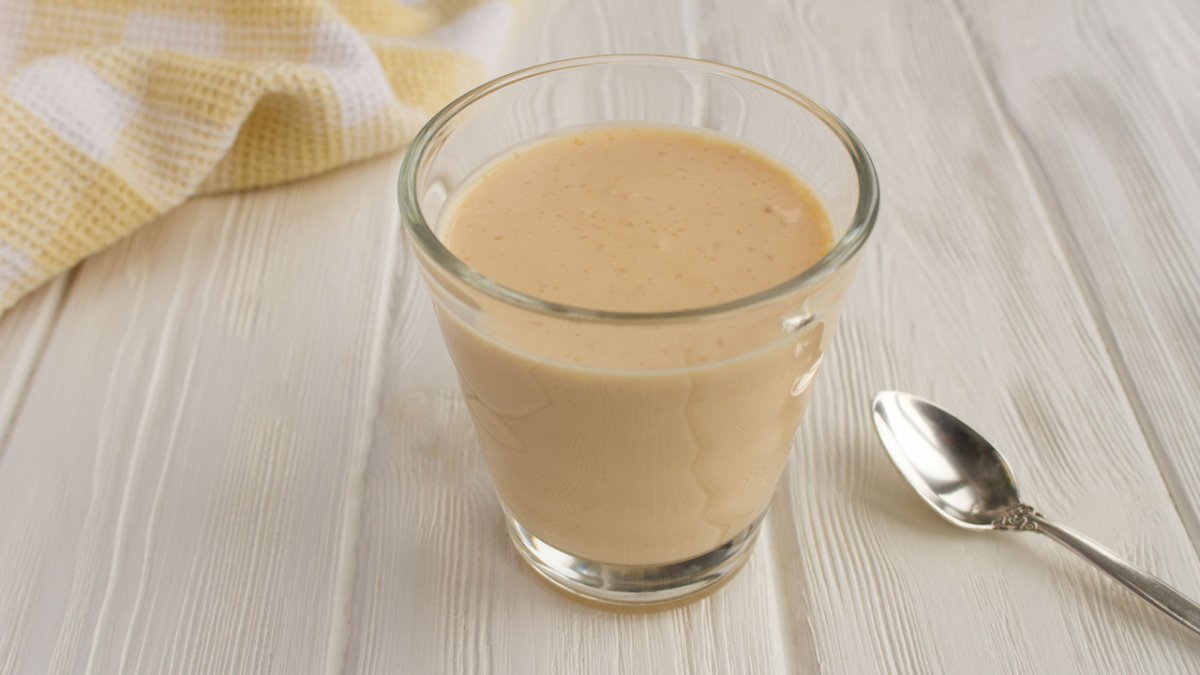 Молоко в кружке