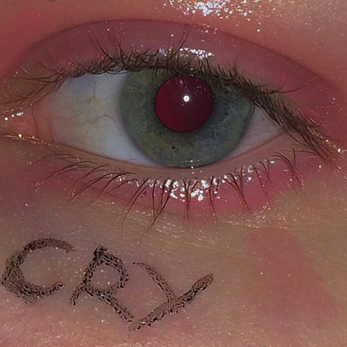 Глаз со слезой