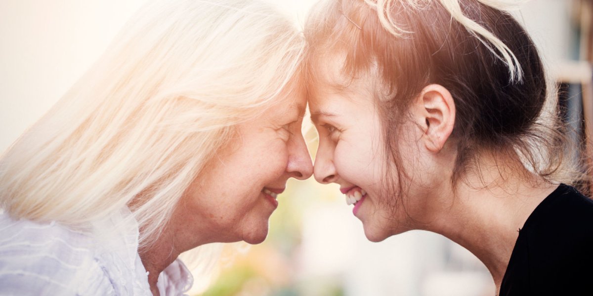 Мама и взрослая дочка