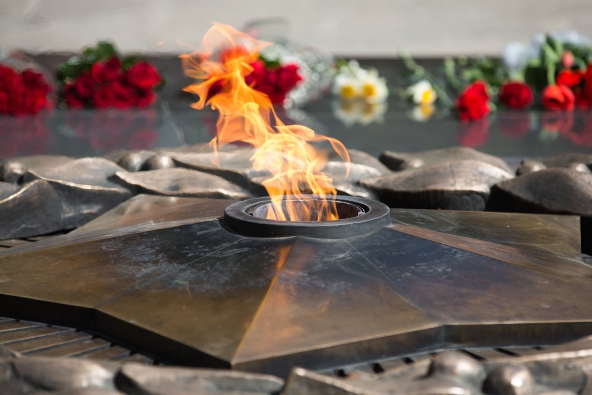 Вечный огонь гравировка