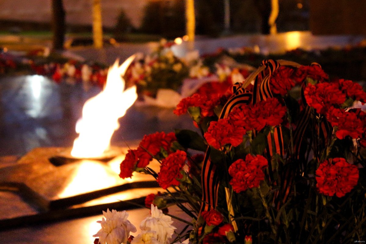 Вечный огонь Полярные зори