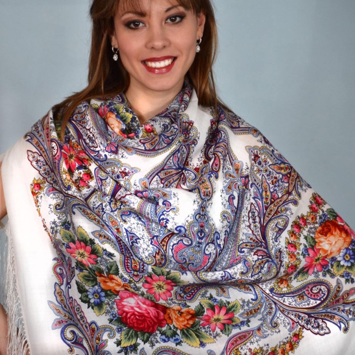 Мадонна платок Павлопосадский