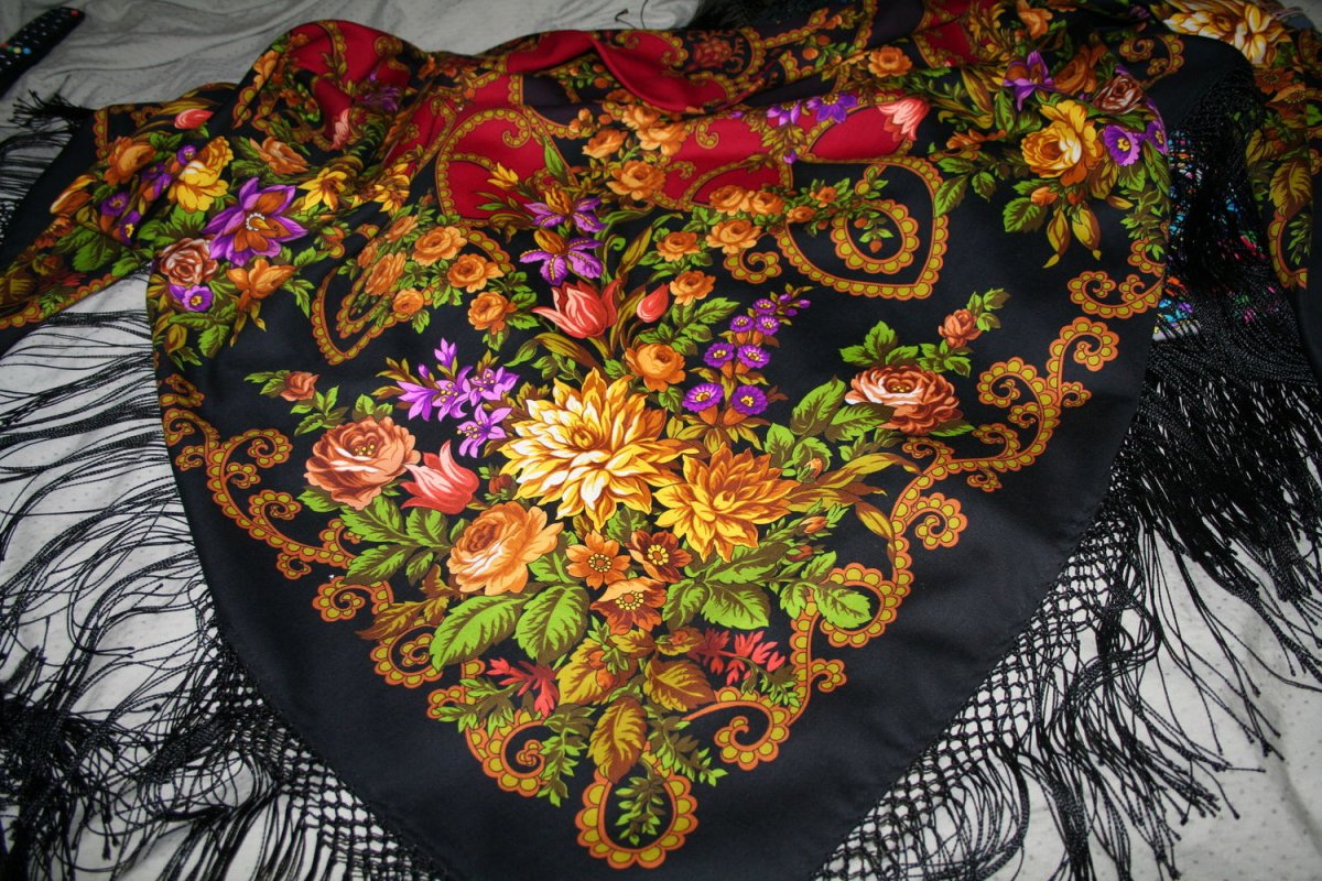 Павлопосадский платок цыганка аза