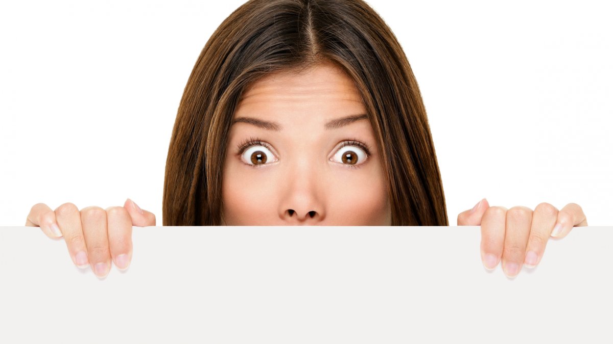 Удивленная женщина