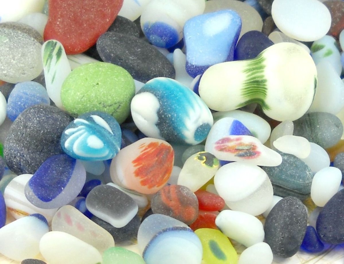 Стеклянные морские камушки