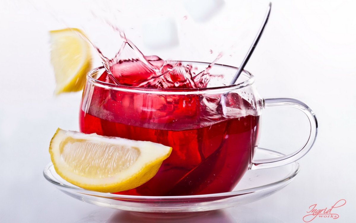 Красный чай с лимоном
