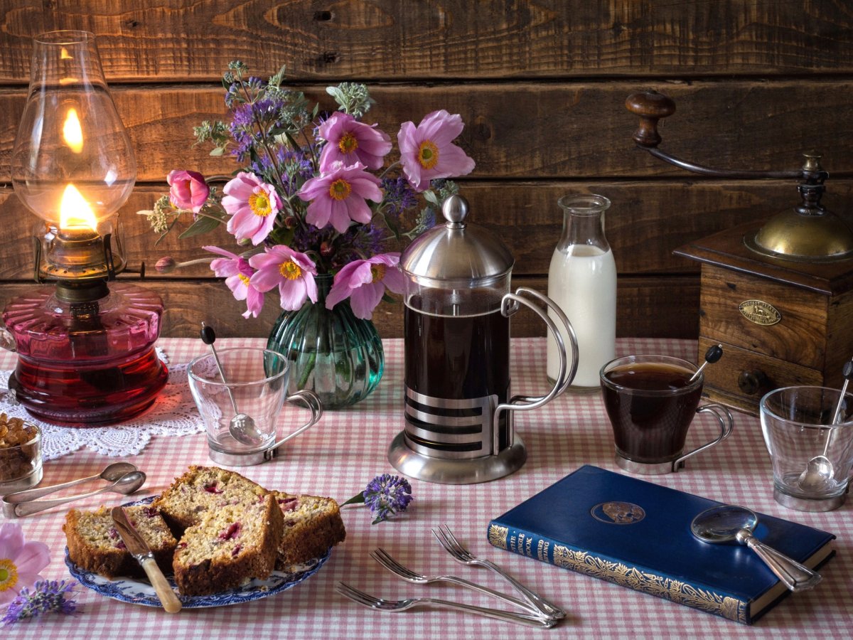 Чаепитие при свечах