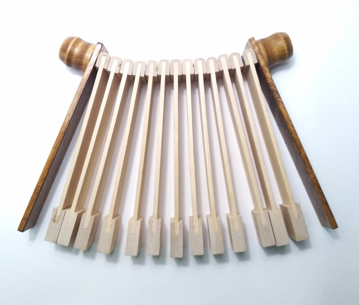 Трещотка пластинчатая веерная