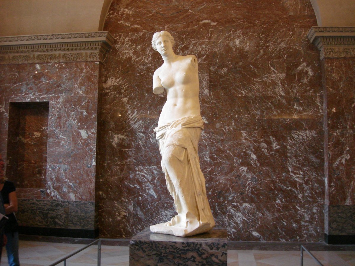 Венера Милосская Лувр Париж