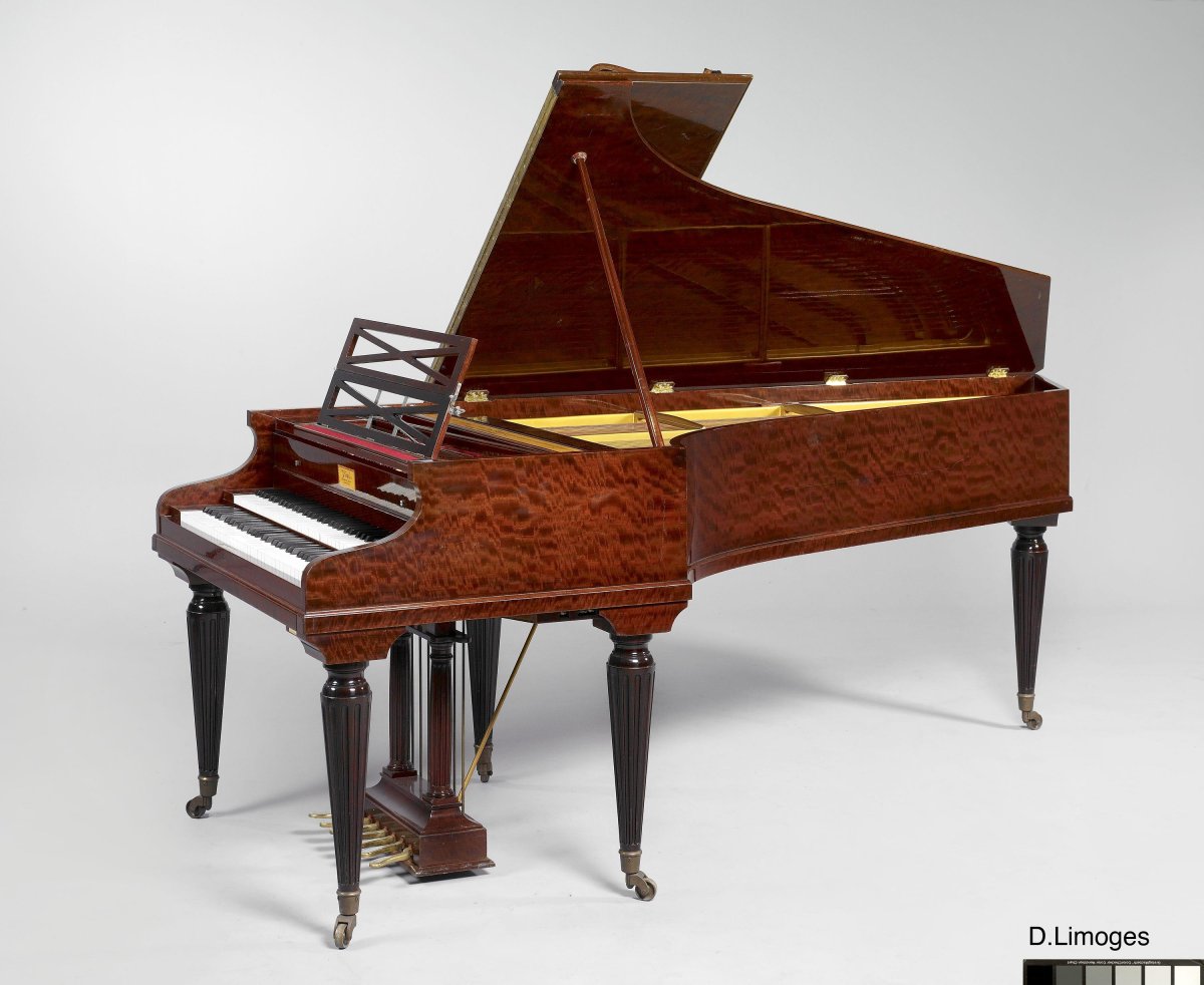 Французский клавесин 17-го века