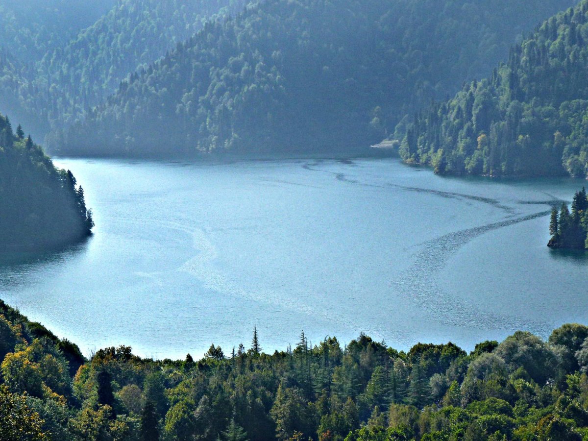 Сухуми набережная парапет черное море