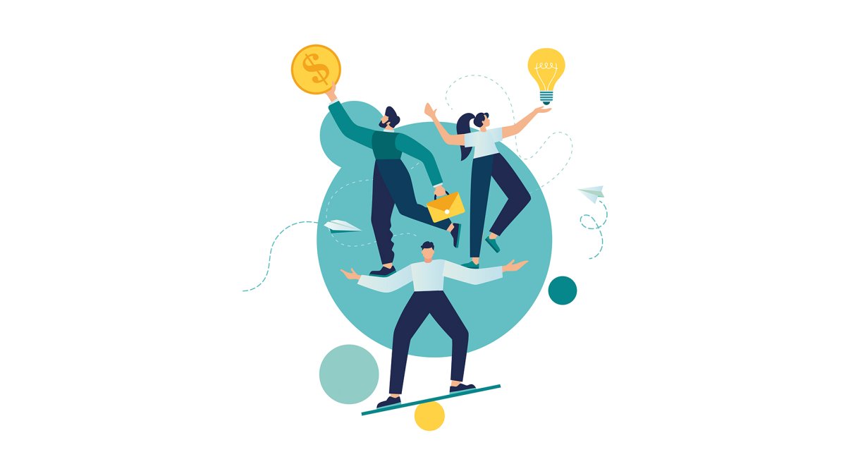 Балансирующие камни на жёлтом фоне