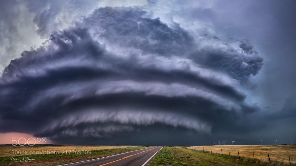 Суперячейка с Торнадо