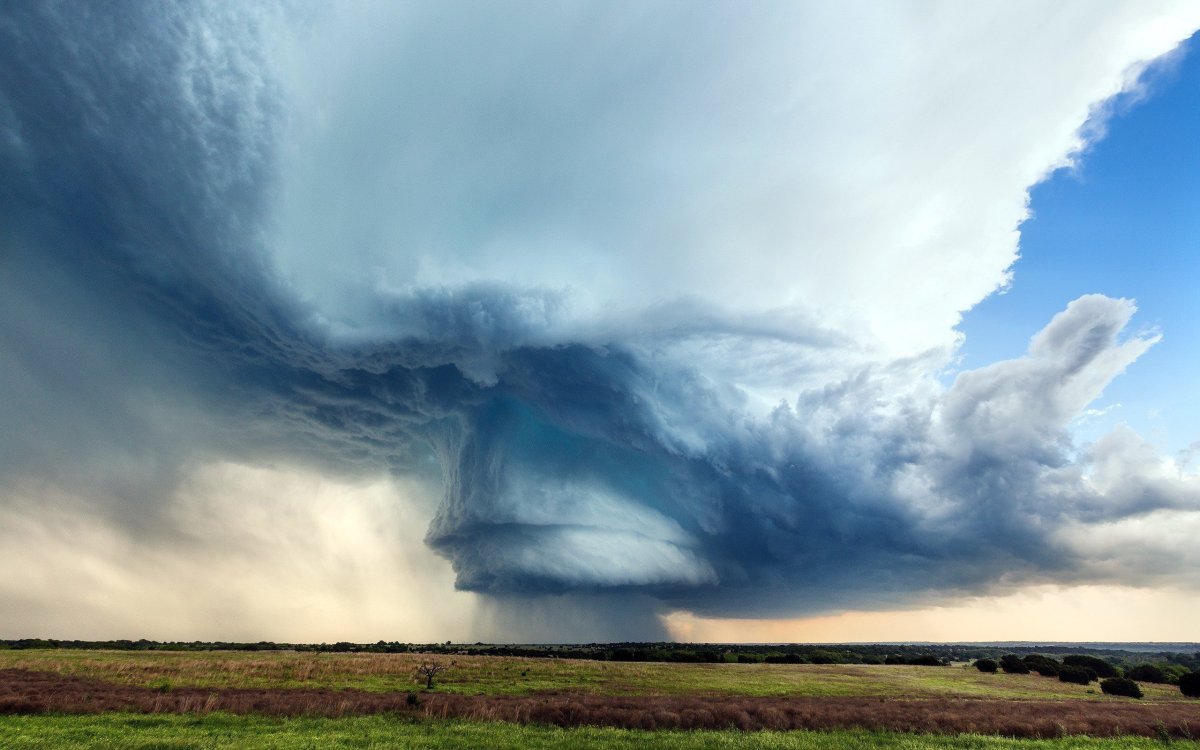 Бури смерчи Торнадо ураганы