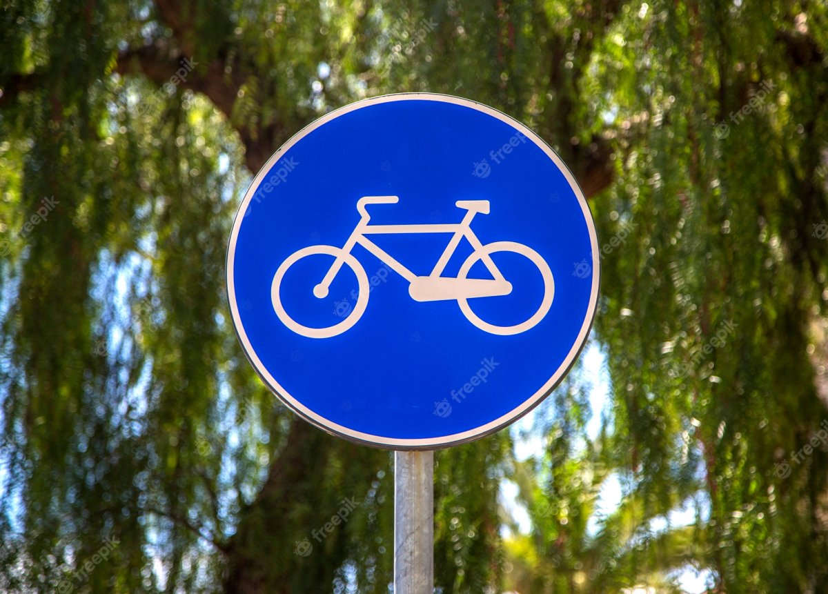 Дорожный знак дорожка для велосипедистов